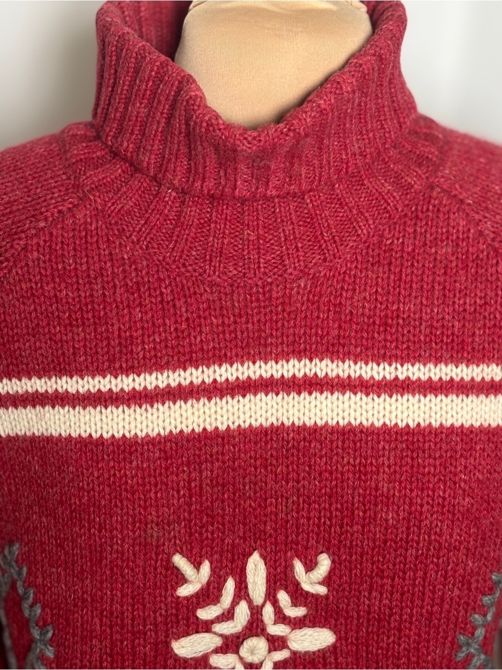EMS 100% Wool Snowflake Turtleneck Sweater Burgundy Women's Large - Picture 6 of 9
